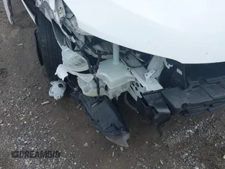 2015 Toyota Camry XLE with VIN 4T4BF1FK0FR479688, listed as a IAAI auction lot 41717801 with 131,365 mi miles. Bid and sale history available at carsss.com. Image 17.