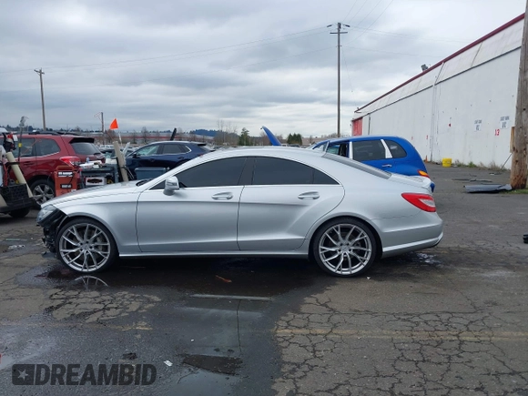 2014 Mercedes-Benz CLS 550 с VIN WDDLJ7DB3EA120204, выставлен на аукционе IAAI как лот 41749891 с пробегом 65 869 миль миль и . История ставок и продаж доступна на DreamBid. Изображение 15.