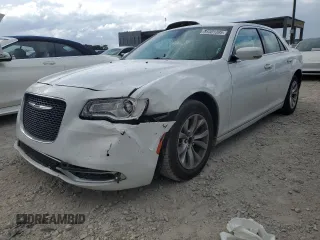 2015 Chrysler 300 Limited with VIN 2C3CCAAGXFH786758, listed as a Copart auction lot 55301395 with 155,366 mi miles and Salvage Title. Bid and sale history available at DreamBid. Image 1.