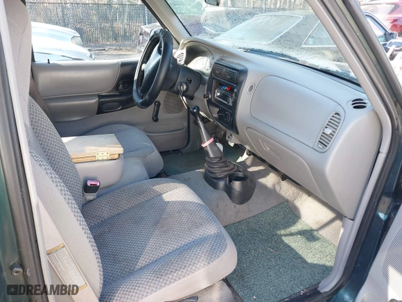 1998 Ford Ranger XL with VIN 1FTYR10CXWTA84196, listed as a IAAI auction lot 41704818 with 199,566 mi miles. Bid and sale history available at carsss.com. Image 5.