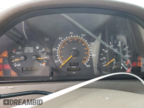1995 Mercedes-Benz C 230/260/280/320 with VIN WDBHA28E3SF241951, listed as a Copart auction lot 50332845 with 236,068 mi miles and Salvage title. Bid and sale history available at DreamBid. Image 9.