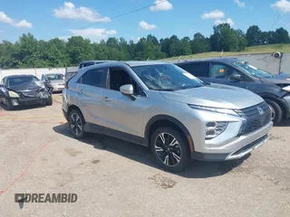 2024 Mitsubishi Eclipse Cross SE z VIN JA4ATWAA1RZ059079, wystawiony jako IAAI lot #42732351 z przebiegiem 37 471 mil mil oraz . Historia ofert i sprzedaży dostępna na DreamBid. Obrazek 1.
