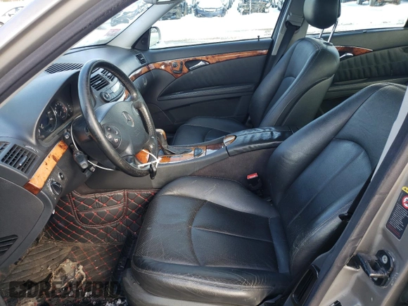 2004 Mercedes-Benz E-Class 5.0L with VIN WDBUF70JX4A398172, listed as a Copart auction lot 45269735 with 8,947 mi miles and Clean Title. Bid and sale history available at carsss.com. Image 7.