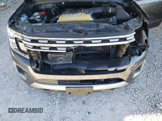 2018 Ford Expedition Limited with VIN 1FMJU2AT3JEA23317, listed as a Copart auction lot 77024254 with 120,438 mi miles and Salvage title. Bid and sale history available at DreamBid. Image 12.