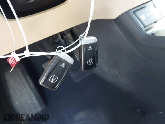 2019 Acura RDX Technology with VIN 5J8TC2H59KL001912, listed as a IAAI auction lot 40554335 with 45,986 mi miles and . Bid and sale history available at DreamBid. Image 11.
