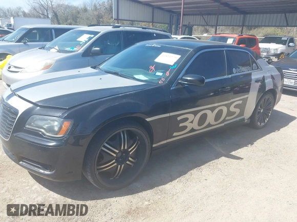 2013 Chrysler 300 with VIN 2C3CCABG1DH709935, listed as a IAAI auction lot 41814279 with 101,174 mi miles. Bid and sale history available at carsss.com. Image 22.