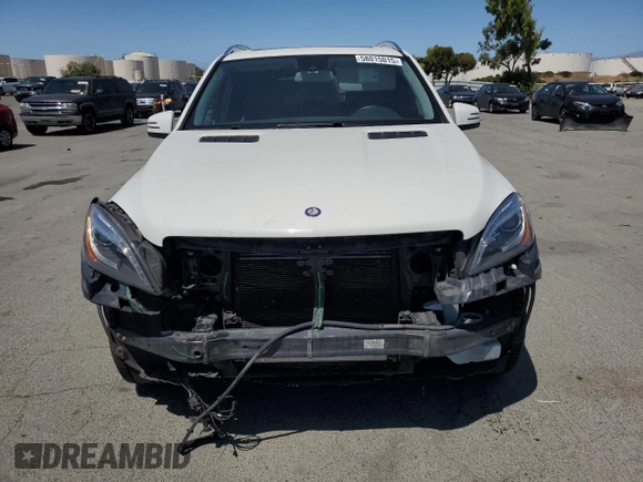 2013 Mercedes-Benz M 350 z VIN 4JGDA5HB0DA181193, wystawiony jako Copart lot #58015015 z przebiegiem 103 390 mil mil oraz Szkoda całkowita • Salvage title. Historia ofert i sprzedaży dostępna na DreamBid. Obrazek 5.