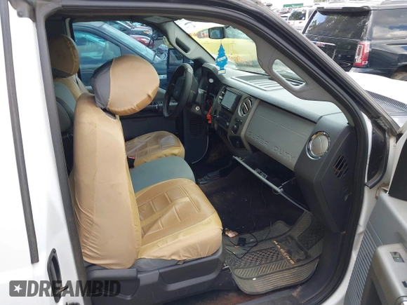2012 Ford F-250 XL z VIN 1FT7X2B68CEC83648, wystawiony jako IAAI lot #42006789 z przebiegiem 322 286 mil mil oraz . Historia ofert i sprzedaży dostępna na DreamBid. Obrazek 5.