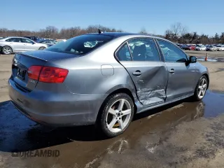 2012 Volkswagen Jetta SE z VIN 3VWDP7AJ3CM342196, wystawiony jako Copart lot #51367225 z przebiegiem 183 422 mil mil oraz Szkoda całkowita • Salvage title. Historia ofert i sprzedaży dostępna na DreamBid. Obrazek 3.