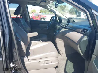2016 Honda Odyssey EX-L with VIN 5FNRL5H65GB083425, listed as a IAAI auction lot 41975200 with 102,095 mi miles. Bid and sale history available at carsss.com. Image 5.