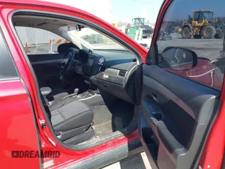 2018 Mitsubishi Outlander ES z VIN JA4AD2A39JZ055230, wystawiony jako IAAI lot #41786868 z przebiegiem 95 597 mil mil oraz . Historia ofert i sprzedaży dostępna na DreamBid. Obrazek 5.