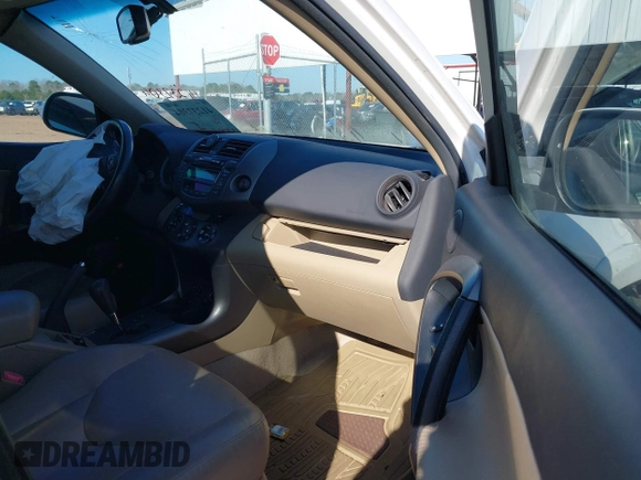 2011 Toyota RAV4 Ltd with VIN 2T3YF4DV1BW057806, listed as a IAAI auction lot 41237304 with 158,305 mi miles. Bid and sale history available at carsss.com. Image 5.