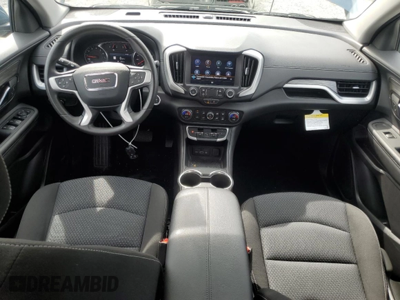 2024 GMC Terrain SLE z VIN 3GKALMEG2RL189604, wystawiony jako Copart lot #54004135 z przebiegiem 17 675 mil mil oraz Szkoda całkowita • Salvage title. Historia ofert i sprzedaży dostępna na DreamBid. Obrazek 8.