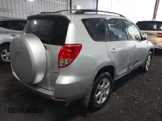 2008 Toyota RAV4 Ltd with VIN JTMBK31V186039266, listed as a IAAI auction lot 41892985 with 174,827 mi miles. Bid and sale history available at carsss.com. Image 4.