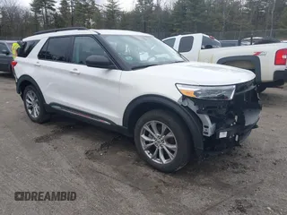 2022 Ford Explorer XLT with VIN 1FMSK8DH9NGA82810, listed as a IAAI auction lot 41868008 with 37,832 mi miles and . Bid and sale history available at carsss.com. Image 1.