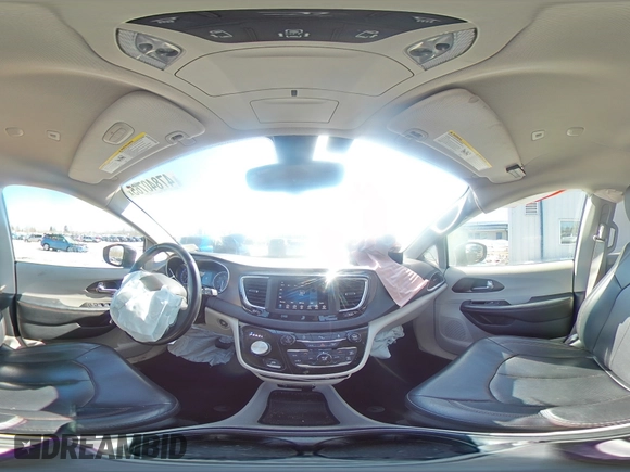 2018 Chrysler Pacifica Touring L with VIN 2C4RC1BG2JR306705, listed as a Copart auction lot 47840765 with 65,340 mi miles and Salvage Title. Bid and sale history available at DreamBid. Image 15.