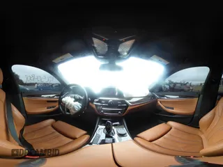 2020 BMW 5 Series 540i xDrive z VIN WBAJS3C09LCD33702, wystawiony jako IAAI lot #42504307 z przebiegiem 79 099 mil mil oraz . Historia ofert i sprzedaży dostępna na DreamBid. Obrazek 18.