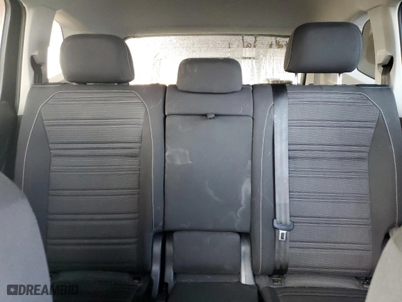 2022 Volkswagen Tiguan S with VIN 3VV1B7AXXNM012536, listed as a Copart auction lot 81937034 with 38,912 mi miles and Salvage Title. Bid and sale history available at carsss.com. Image 10.