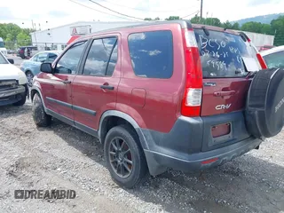 2006 Honda CR-V LX with VIN JHLRD68506C010083, listed as a IAAI auction lot 42104162 with 326,655 mi miles and . Bid and sale history available at carsss.com. Image 3.