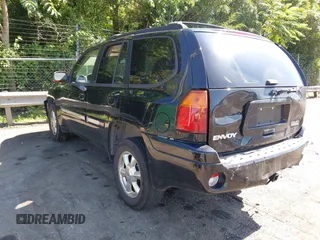 2005 GMC Envoy SLE with VIN 1GKDS13S452208252, listed as a IAAI auction lot 42357457 with 197,419 mi miles and . Bid and sale history available at DreamBid. Image 3.