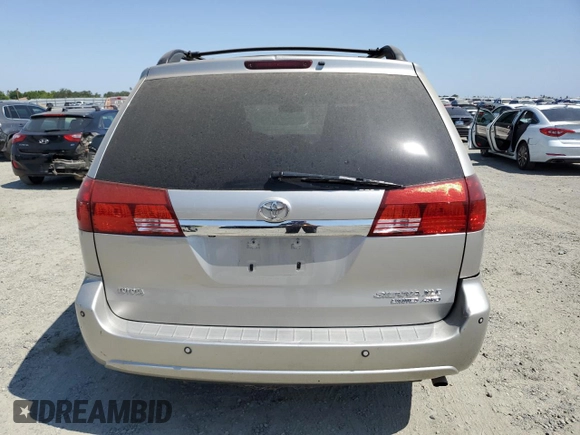 2005 Toyota Sienna XLE z VIN 5TDBA22C75S045028, wystawiony jako Copart lot #59695655 z przebiegiem 52 617 mil mil oraz Czysty tytuł • Clean title. Historia ofert i sprzedaży dostępna na DreamBid. Obrazek 6.