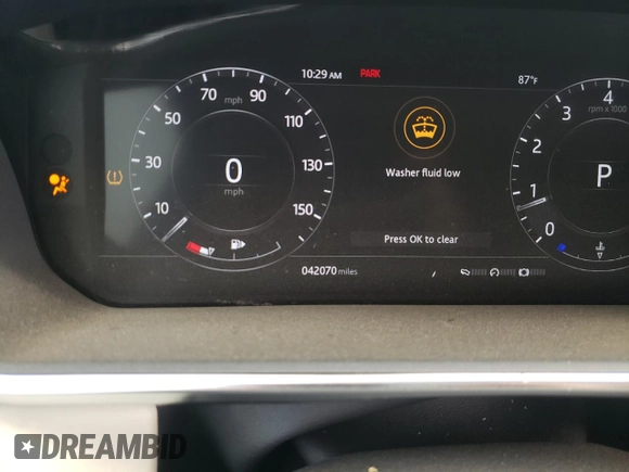 2018 Land Rover Range Rover with VIN SALGS2V1JA397008, listed as a Copart auction lot 37391553 with 42,070 mi miles and Non repairable. Bid and sale history available at DreamBid. Image 8.