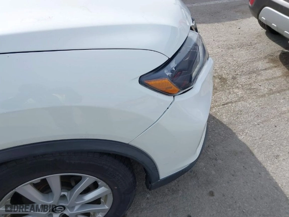 2019 Nissan Rogue SV with VIN KNMAT2MT3KP524958, listed as a IAAI auction lot 41547808 with NaN miles. Bid and sale history available at carsss.com. Image 6.