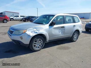 2009 Subaru Forester (Natl) X with VIN JF2SH61689H792566, listed as a IAAI auction lot 41777050 with 244,599 mi miles. Bid and sale history available at carsss.com. Image 18.