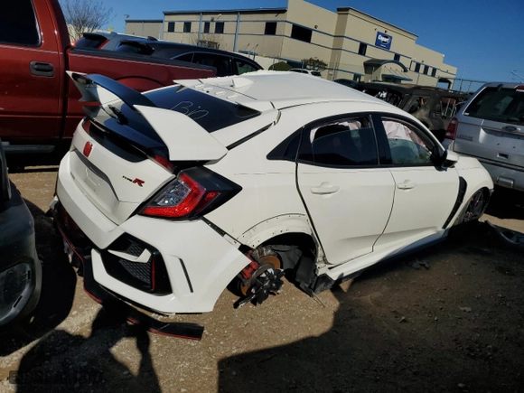 2021 Honda Civic Type R Touring with VIN SHHFK8G75MU201680, listed as a Copart auction lot 85760114 with 0 mi miles and Salvage Title. Bid and sale history available at carsss.com. Image 3.