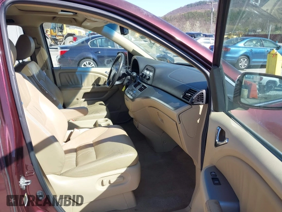 2009 Honda Odyssey EX-L with VIN 5FNRL38619B040594, listed as a IAAI auction lot 42037189 with 189,677 mi miles. Bid and sale history available at carsss.com. Image 5.