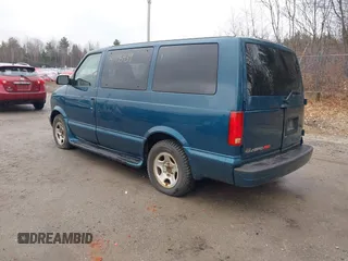 2003 Chevrolet Astro with VIN 1GNEL19X13B132266, listed as a IAAI auction lot 41995439 with 60,127 mi miles. Bid and sale history available at carsss.com. Image 3.