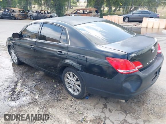 2006 Toyota Avalon XL with VIN 4T1BK36B26U134180, listed as a IAAI auction lot 42128863 with 162,177 mi miles. Bid and sale history available at carsss.com. Image 3.
