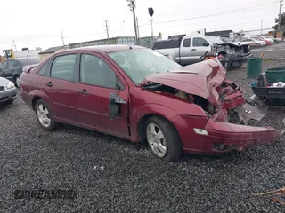2007 Ford Focus S with VIN 1FAHP34N57W187755, listed as a IAAI auction lot 41839701 with Not Provided miles and . Bid and sale history available at carsss.com. Image 1.