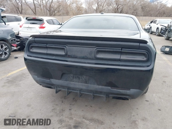 2015 Dodge Challenger R/T with VIN 2C3CDZATXFH712765, listed as a IAAI auction lot 41817210 with 99,535 mi miles and . Bid and sale history available at DreamBid. Image 17.