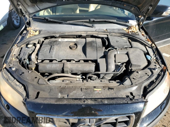 2010 Volvo XC70 3.2L with VIN YV4982BZ0A1086619, listed as a Copart auction lot 82308894 with 276,655 mi miles and Clean Title. Bid and sale history available at DreamBid. Image 11.