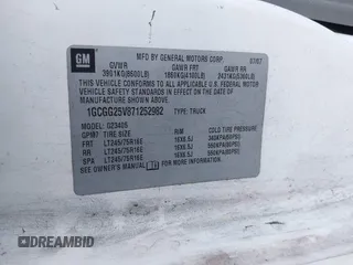 2007 Chevrolet Express Cargo Van with VIN 1GCGG25V871252982, listed as a IAAI auction lot 41480672 with 1 mi miles. Bid and sale history available at carsss.com. Image 9.