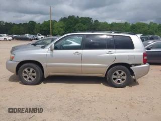 2007 Toyota Highlander w/3rd Row z VIN JTEEP21A770221797, wystawiony jako IAAI lot #42119830 z przebiegiem 239 079 mil mil oraz . Historia ofert i sprzedaży dostępna na DreamBid. Obrazek 14.