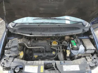 2002 Chrysler Town & Country LX with VIN 2C4GP44322R663634, listed as a Copart auction lot 42692075 with 232,709 mi miles and Salvage Title. Bid and sale history available at carsss.com. Image 12.