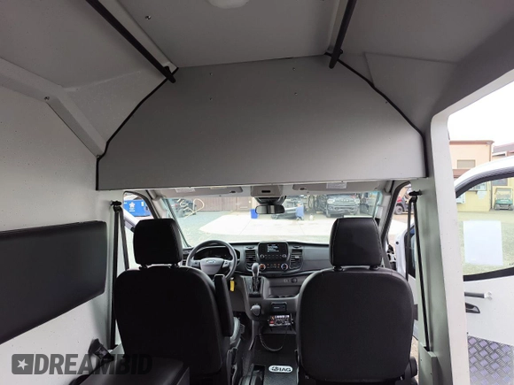 2023 Ford Transit Cargo with VIN 1FTRU8XG8PKC05304, listed as a Copart auction lot 60695455 with 697 mi miles and Clean title. Bid and sale history available at DreamBid. Image 12.