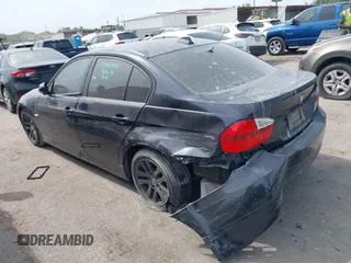 2006 BMW 3 Series 325i with VIN WBAVB17586NK36105, listed as a IAAI auction lot 42076568 with 198,243 mi miles. Bid and sale history available at carsss.com. Image 3.
