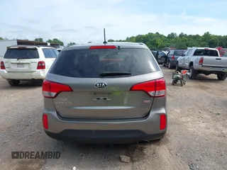 2015 Kia Sorento LX with VIN 5XYKTCA6XFG650154, listed as a IAAI auction lot 42462530 with 120,966 mi miles and . Bid and sale history available at DreamBid. Image 16.
