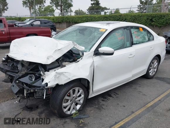 2013 Volkswagen Jetta SE with VIN 3VWDP7AJXDM432740, listed as a IAAI auction lot 42569834 with 118,659 mi miles and . Bid and sale history available at DreamBid. Image 2.