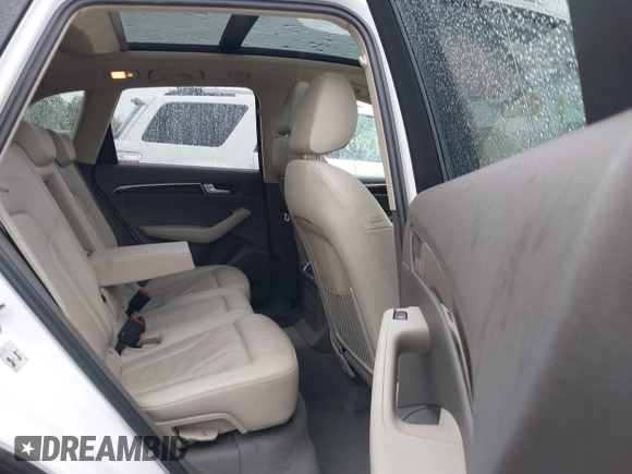 2010 Audi Q5 Premium z VIN WA1CKAFP2AA017177, wystawiony jako IAAI lot #42151922 z przebiegiem 138 054 mil mil oraz . Historia ofert i sprzedaży dostępna na DreamBid. Obrazek 8.