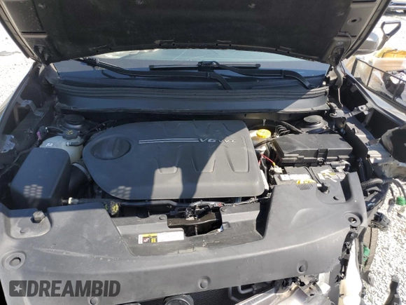 2018 Jeep Cherokee Latitude Plus with VIN 1C4PJLLX2JD524525, listed as a Copart auction lot 53624675 with 70,678 mi miles and Clean Title. Bid and sale history available at carsss.com. Image 12.