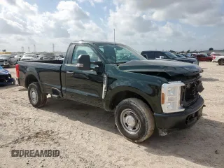 2024 Ford F-250 XL z VIN 1FTBF2AA1REF32111, wystawiony jako Copart lot #61645725 z przebiegiem 1 192 mil mil oraz Szkoda całkowita • Salvage title. Historia ofert i sprzedaży dostępna na DreamBid. Obrazek 4.