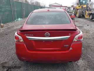 2015 Nissan Altima 2.5 S with VIN 1N4AL3AP2FC461674, listed as a IAAI auction lot 41800524 with 67,304 mi miles. Bid and sale history available at carsss.com. Image 16.