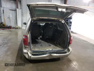 2003 Dodge Caravan Sport with VIN 2D4GP44R43R389281, listed as a Copart auction lot 47813435 with 185,095 mi miles and Clean Title. Bid and sale history available at carsss.com. Image 6.