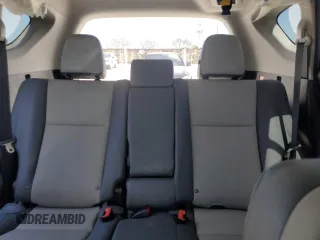 2015 Toyota RAV4 Limited z VIN 2T3DFREV1FW374176, wystawiony jako Copart lot #53947465 z przebiegiem 58 685 mil mil oraz Szkoda całkowita • Salvage title. Historia ofert i sprzedaży dostępna na DreamBid. Obrazek 10.