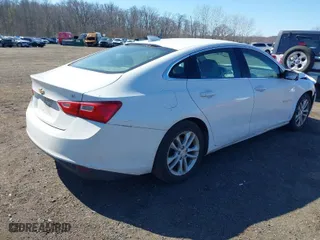 2016 Chevrolet Malibu LT with VIN 1G1ZE5ST5GF352410, listed as a IAAI auction lot 41758158 with 109,673 mi miles. Bid and sale history available at carsss.com. Image 4.