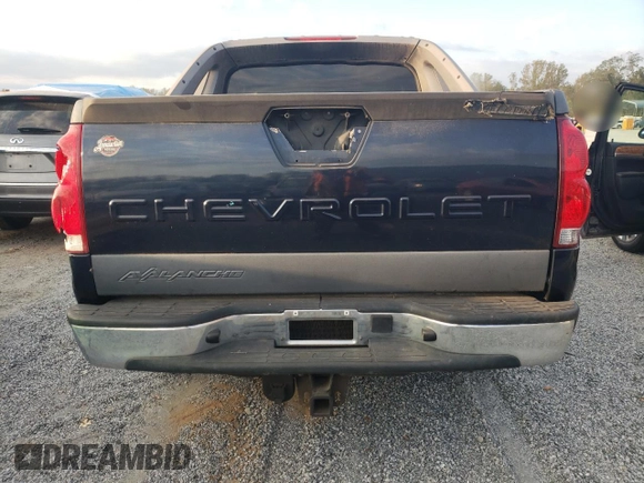 2005 Chevrolet Avalanche Z66 with VIN 3GNEC12Z25G180199, listed as a Copart auction lot 74985864 with 232,892 mi miles and Salvage Title. Bid and sale history available at carsss.com. Image 6.